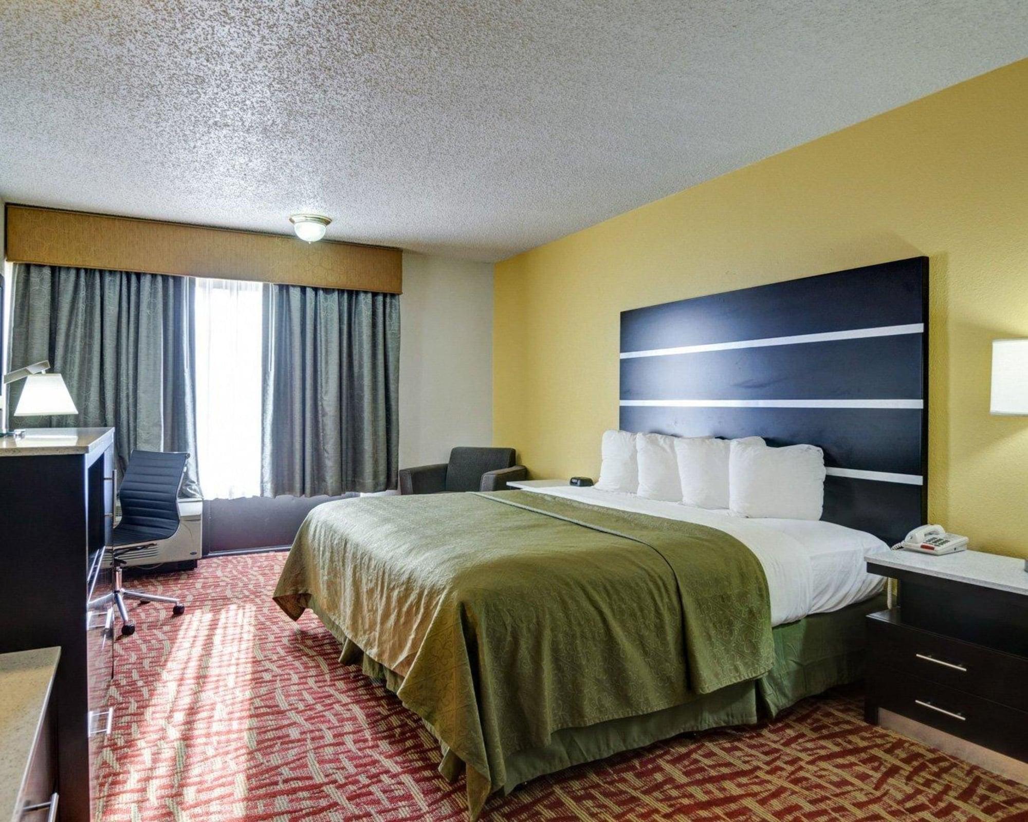 Quality Inn Fort Smith I-540 מראה חיצוני תמונה